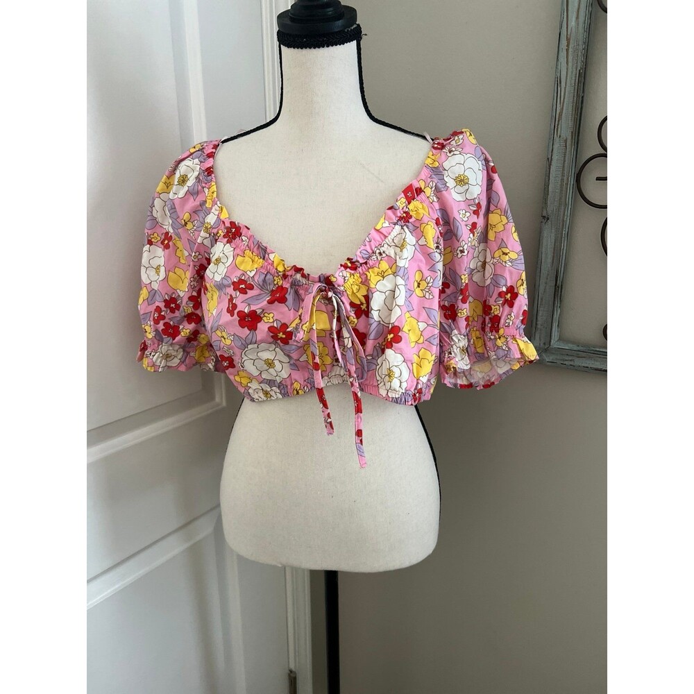 Vero Moda Floral Crop Top Size large